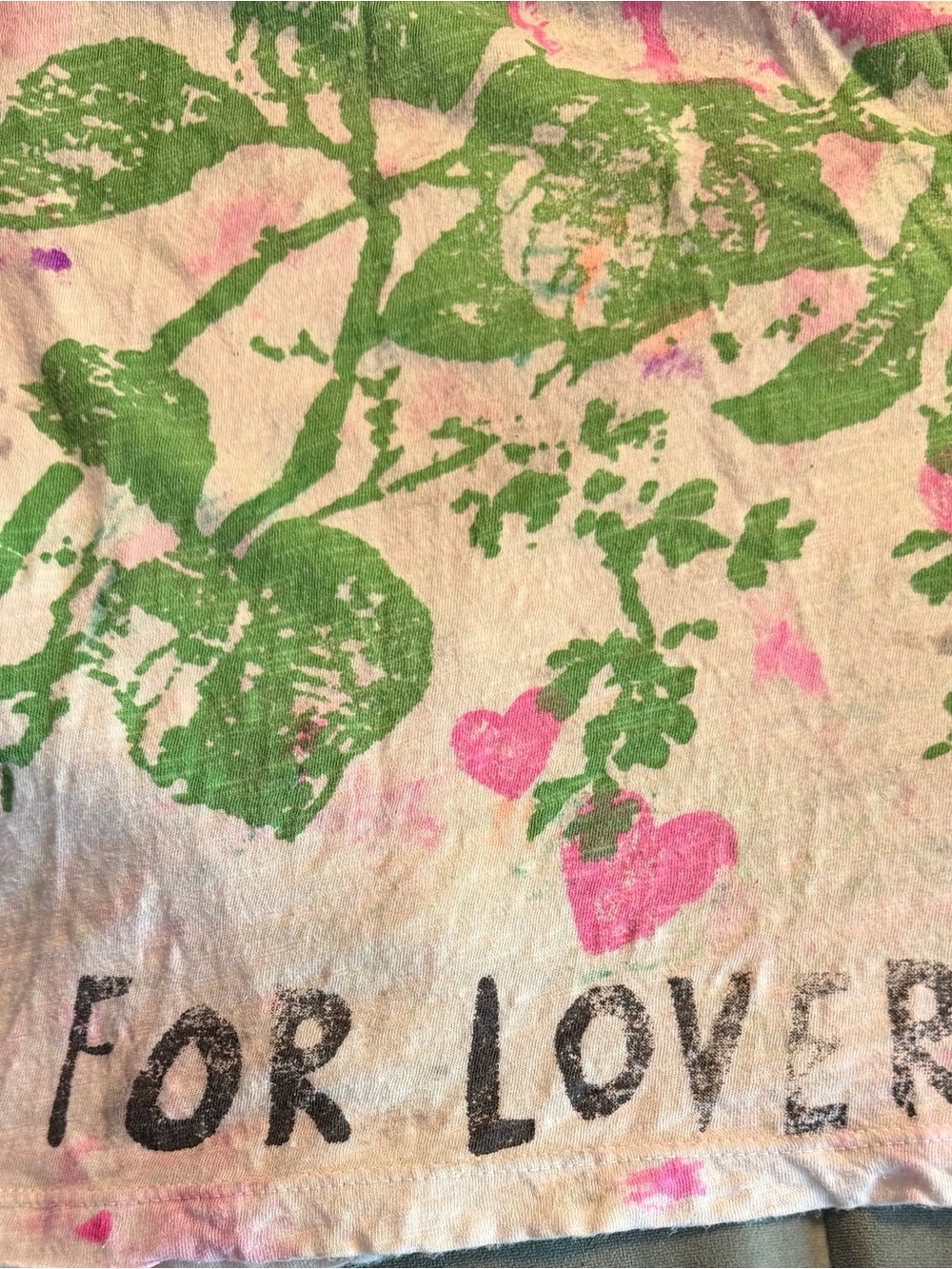 Magnolia Pearl Cream Tee with Pink, Green & Purple Butterfly Print - Picture 4 of 5
